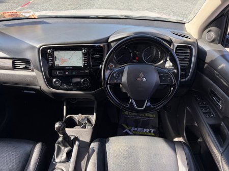 2016 Mitsubishi Outlander - photo 14