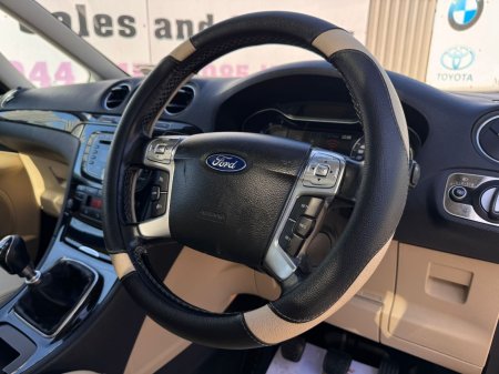 2012 Ford Galaxy - photo 19