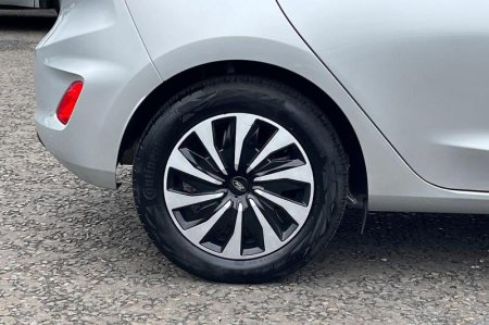 2023 Ford Fiesta - photo 8
