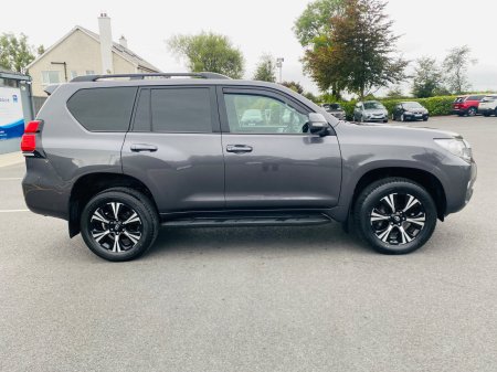 2023 Toyota Land Cruiser - photo 4