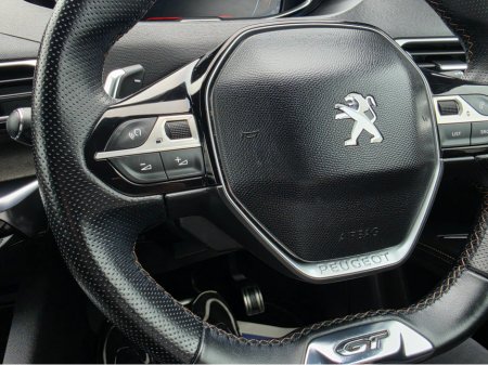 2018 Peugeot 5008 - photo 18