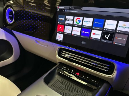2026 Mercedes-Benz GLB - photo 21