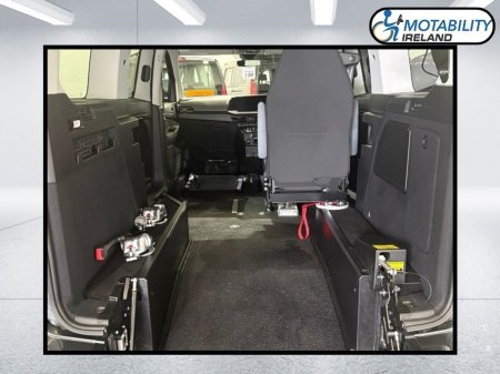 2026 Ford Tourneo Connect - photo 12