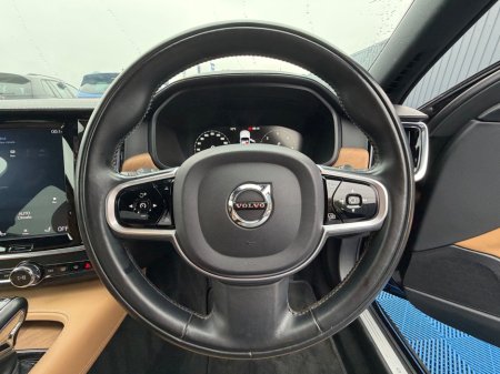 2019 Volvo V90 - photo 23