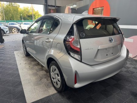 2021 Toyota Aqua - photo 5