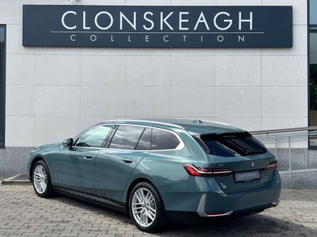 2025 BMW i5 - photo 9