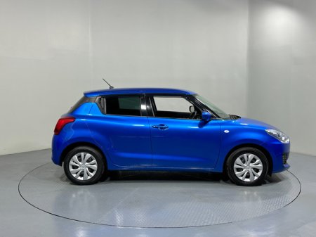 2023 Suzuki Swift - photo 8