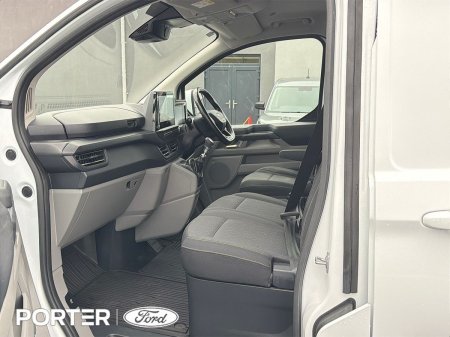 2024 Ford Transit Custom - photo 4