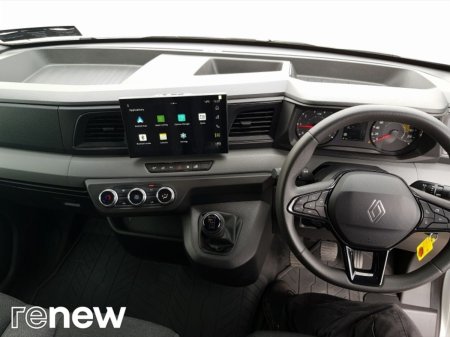 2026 Renault Master - photo 2