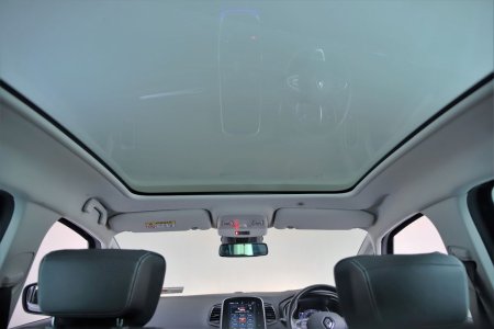2017 Renault Scenic - photo 25
