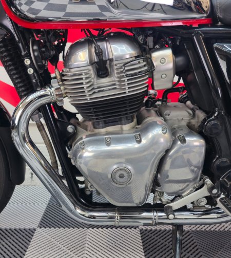 2025 ROYAL ENFIELD Interceptor 650 - photo 8