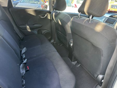 2011 Honda Fit - photo 24