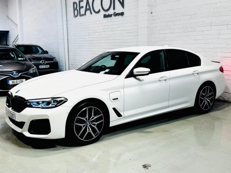 2022 BMW 5-Series - photo 3