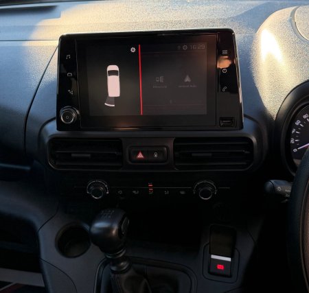 2023 Citroen Berlingo - photo 18