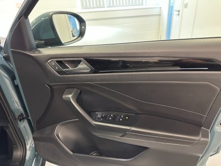 2023 Volkswagen T-Roc - photo 22