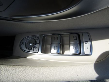 2017 Mercedes-Benz E-Class - photo 22