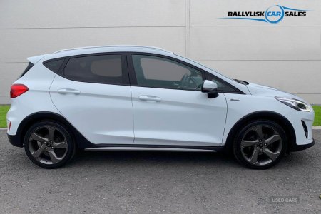 2018 Ford Fiesta - photo 3