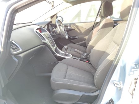 2015 Opel Astra - photo 10