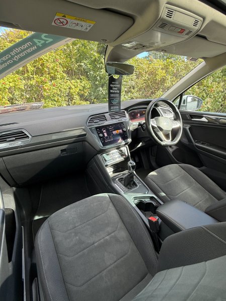 2022 Volkswagen Tiguan - photo 16