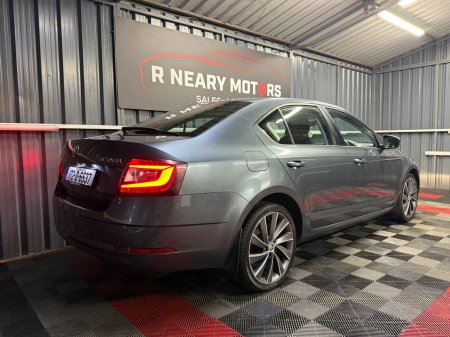 2017 Skoda Octavia - photo 2