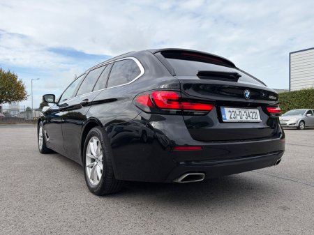 2023 BMW 5-Series - photo 3