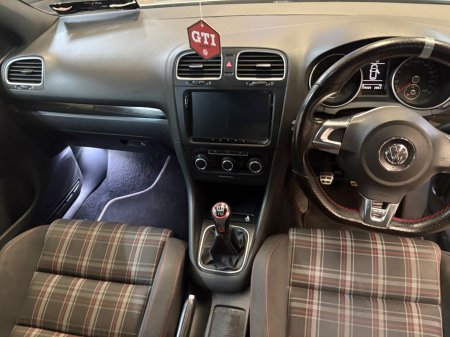 2010 Volkswagen Golf - photo 8