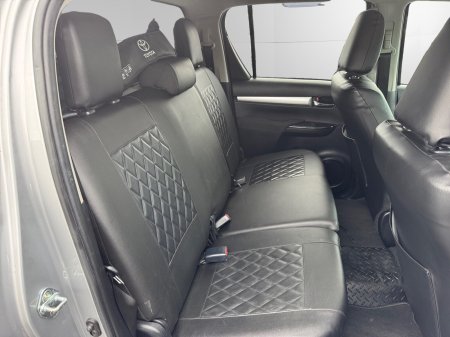 2021 Toyota Hilux - photo 14