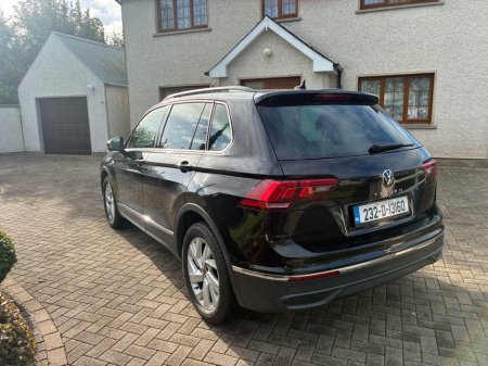 2023 Volkswagen Tiguan - photo 6