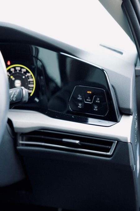 2023 Volkswagen Golf - photo 14