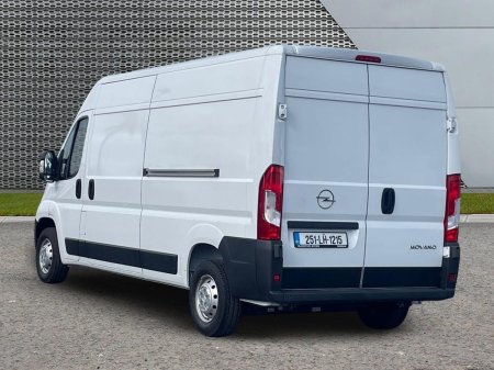 2025 Opel Movano - photo 3