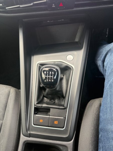 2023 Volkswagen Golf - photo 9