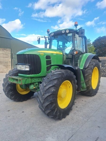 2009 John Deere 7430 Premium