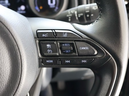 2023 Toyota Yaris - photo 13