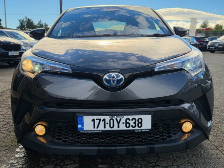 2017 Toyota C-HR - photo 2