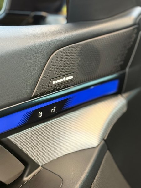 2023 BMW i5 - photo 33