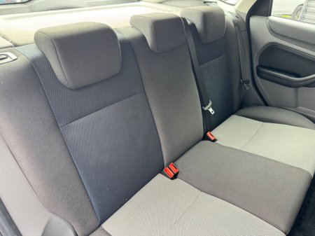 2011 Ford Focus - photo 14