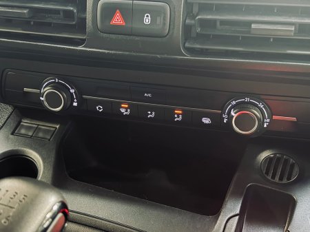 2023 Peugeot Partner - photo 16