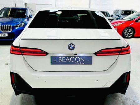 2024 BMW i5 - photo 8