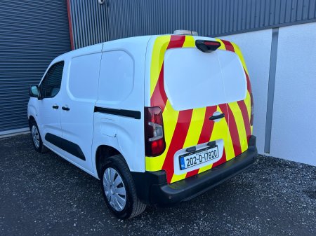 2020 Peugeot Partner - photo 5