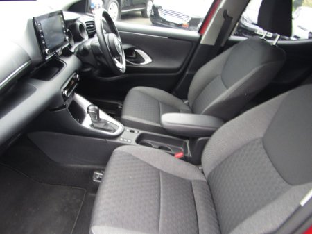 2023 Toyota Yaris - photo 7