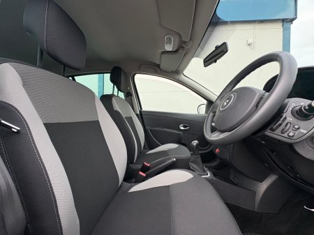 2011 Renault Clio - photo 7