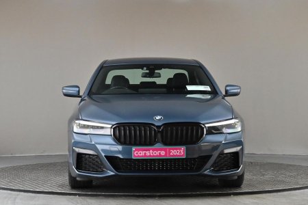 2023 BMW 5-Series - photo 2