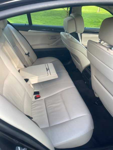 2010 BMW 5-Series - photo 11