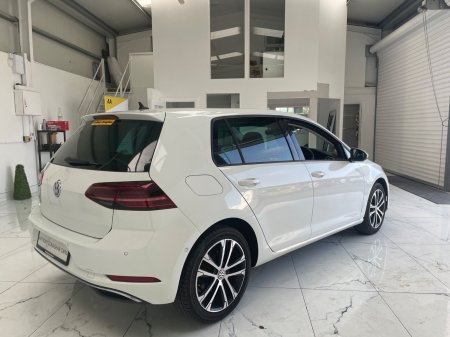 2019 Volkswagen Golf - photo 4