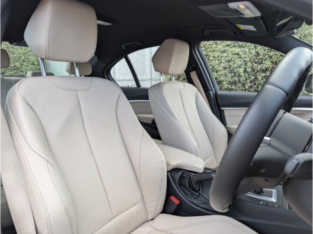 2017 BMW 3-Series - photo 14
