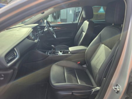 2017 Opel Insignia - photo 19