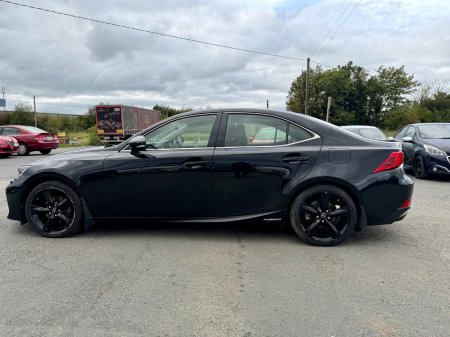2018 Lexus IS - photo 5