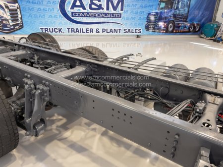2015 SCANIA P370 Chassis Cab - photo 11