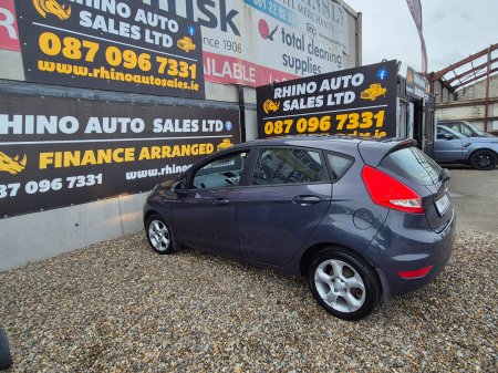 2011 Ford Fiesta - photo 9