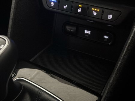 2025 Kia Sportage - photo 30